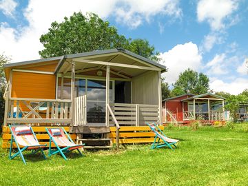 Exterior view with garden furniture