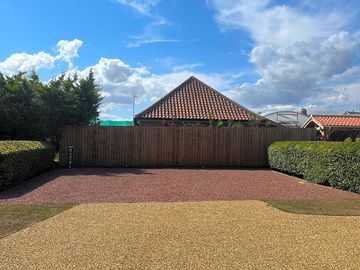 Fully serviced pitch 20