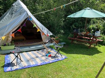 Bell tent set up
