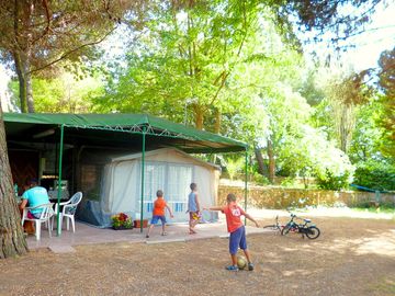 Tent pitches with plenty of room for your equipment