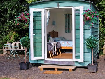 Shepherd's hut