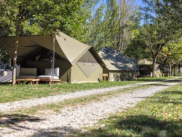 Exterior valley tent