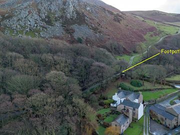 Cabin setting footpath nearby