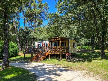 Static caravan