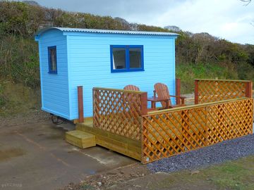 The huts are nice and bright