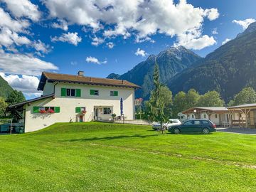 Restaurant on site and views