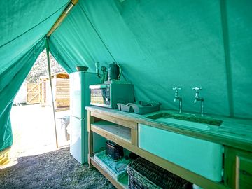 Kitchen tent
