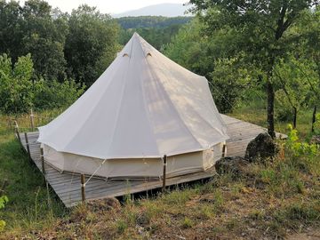 Two-person tent exterior