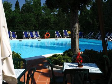 Poolside bar