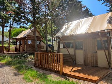 Exterior caba-lodge