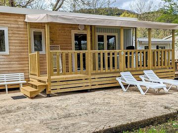 Mobile home decking