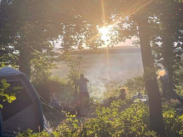 Tent pitch
