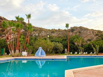 Seasonal pool