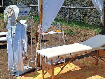 Hanging space and storage space