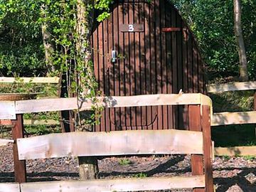 Enclosed pod