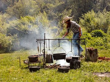 Campfire cooking