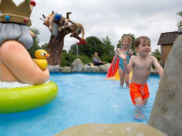 Kids' pool