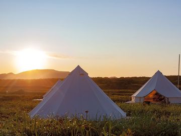 Wake up to rolling hills and peaceful views in the heart of alfriston