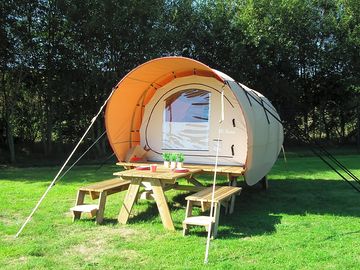 Tentes prêt-à-camper Marguerite & Pomme