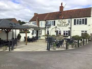Ye olde red lion pub