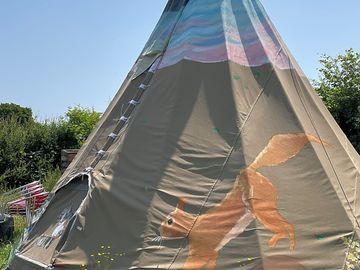 Extra-large tipi