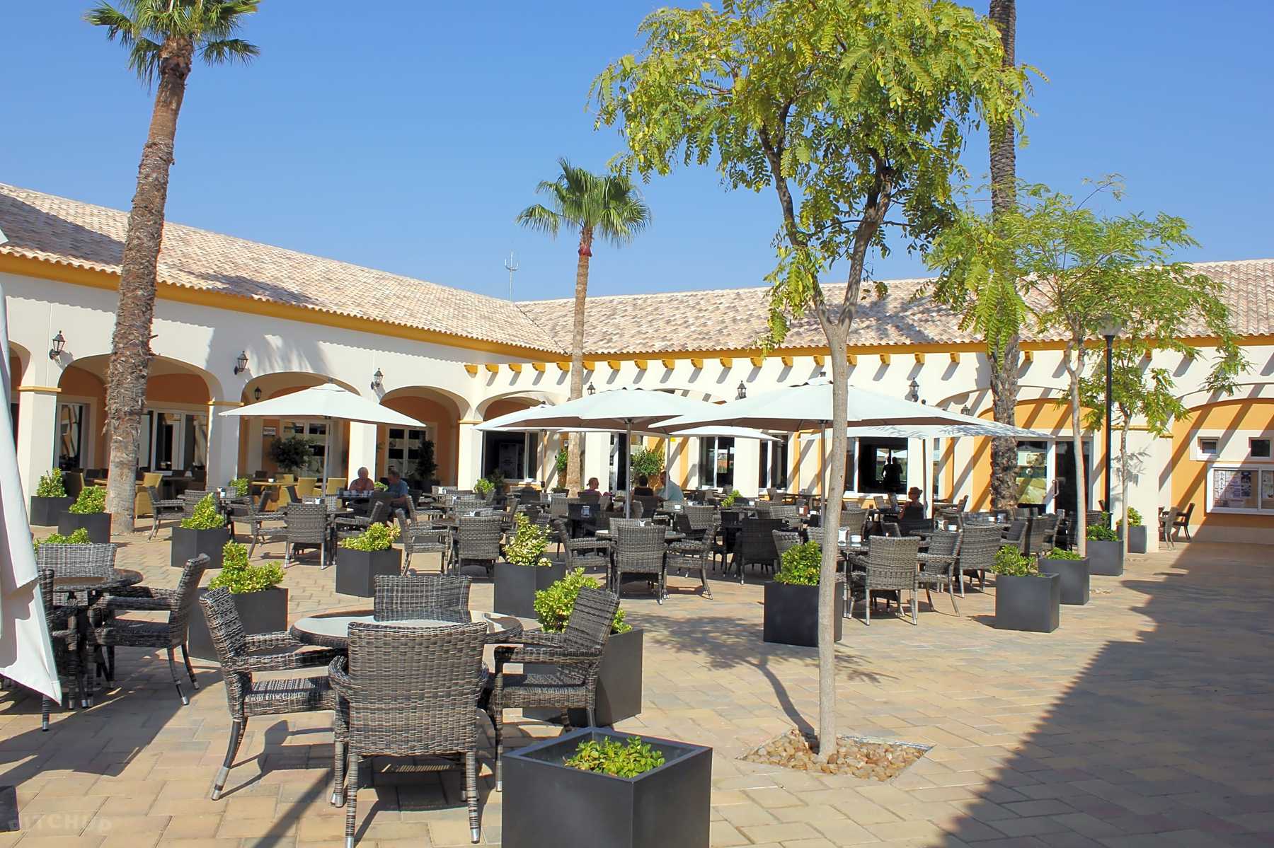 Alannia Costa Blanca Crevillent Pitchup
