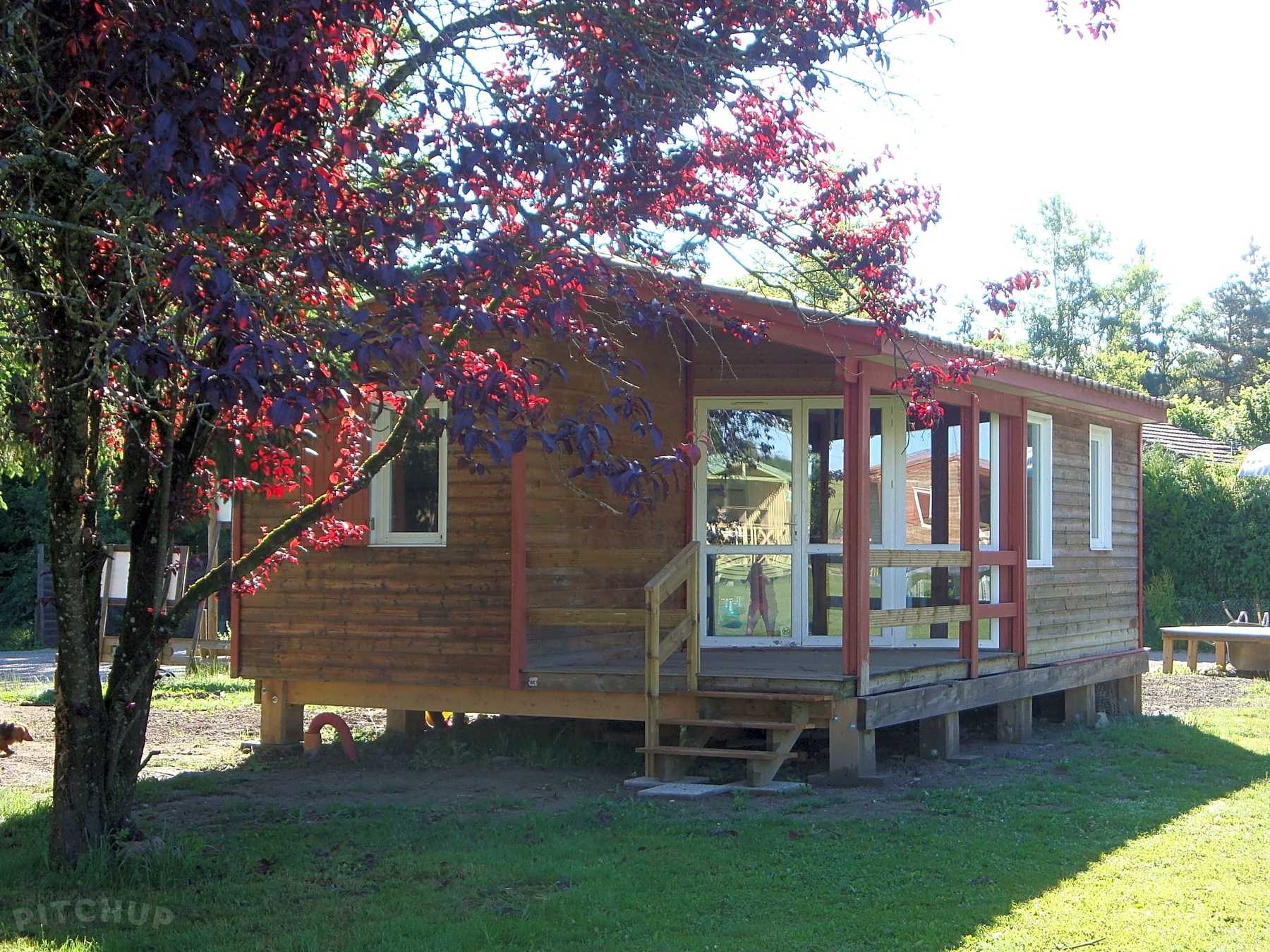 Camping La Pourvoirie Des Ellandes Excenevex Pitchup