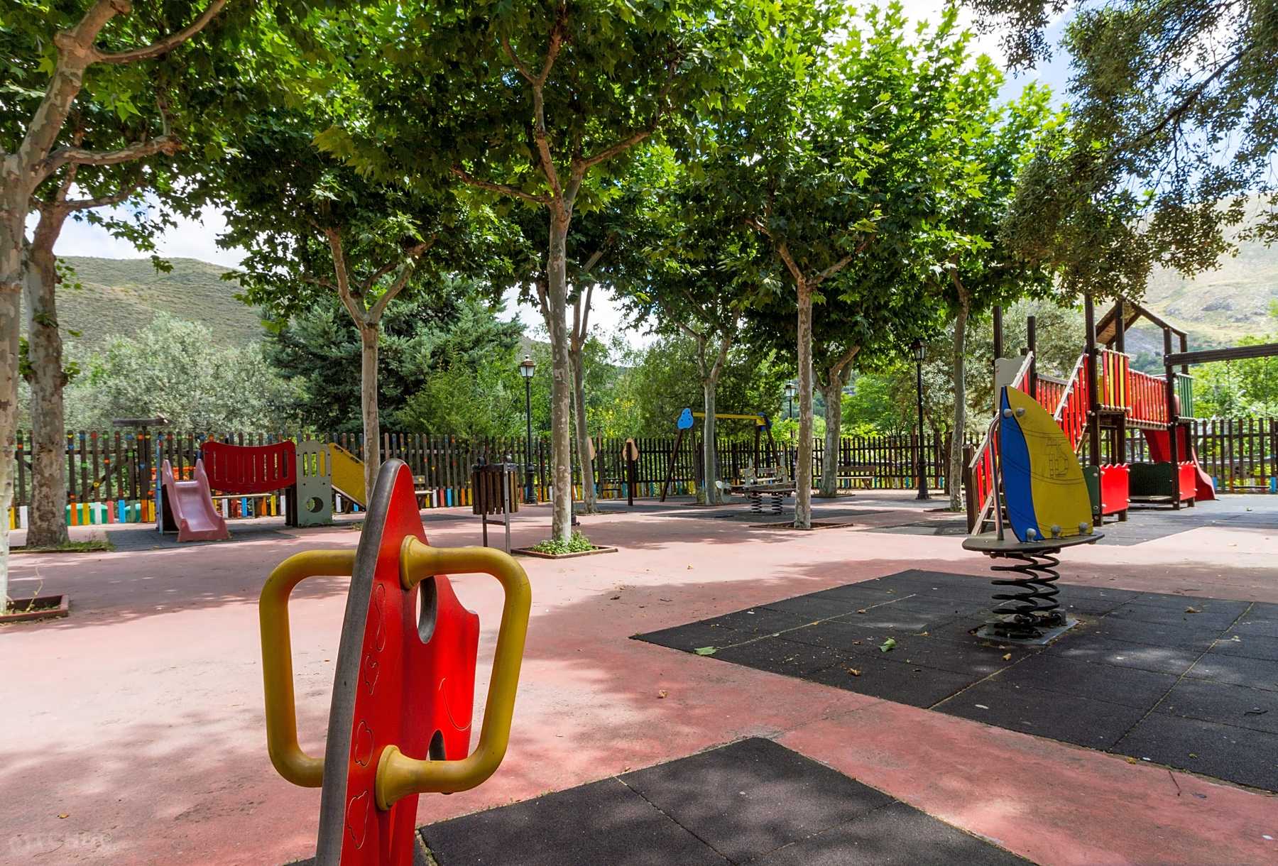 Camping Las Lomas Guejar Sierra Pitchup