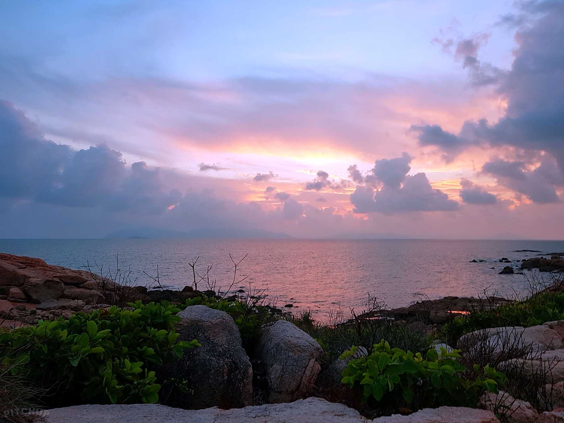 Queens Beach Tourist Village Bowen Pitchup