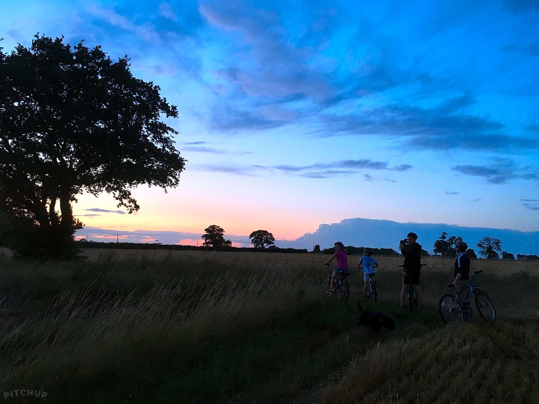 Walnut Tree Meadow Camping Wymondham Updated 2020 Prices Pitchup