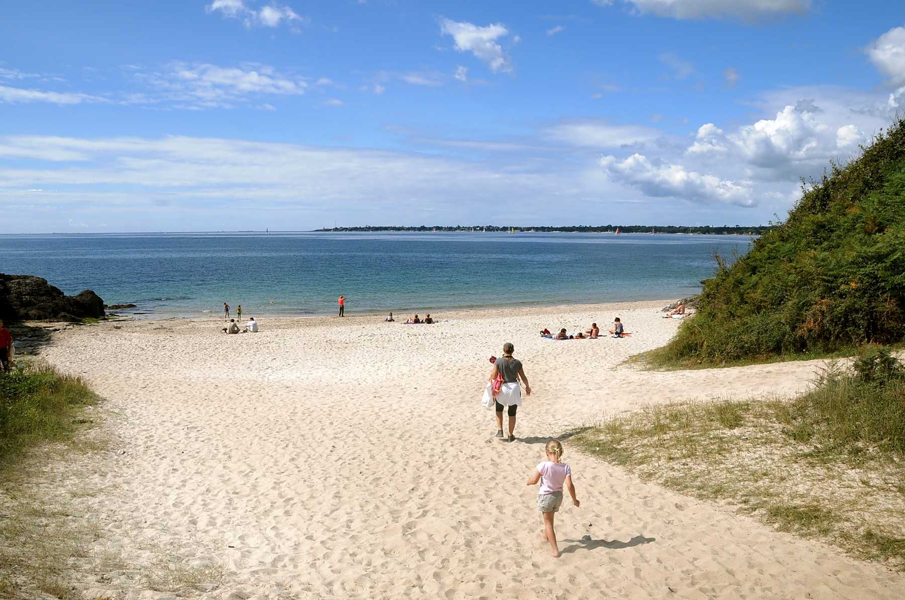 Camping Les Pres Verts Aux 4 Sardines Concarneau Pitchup