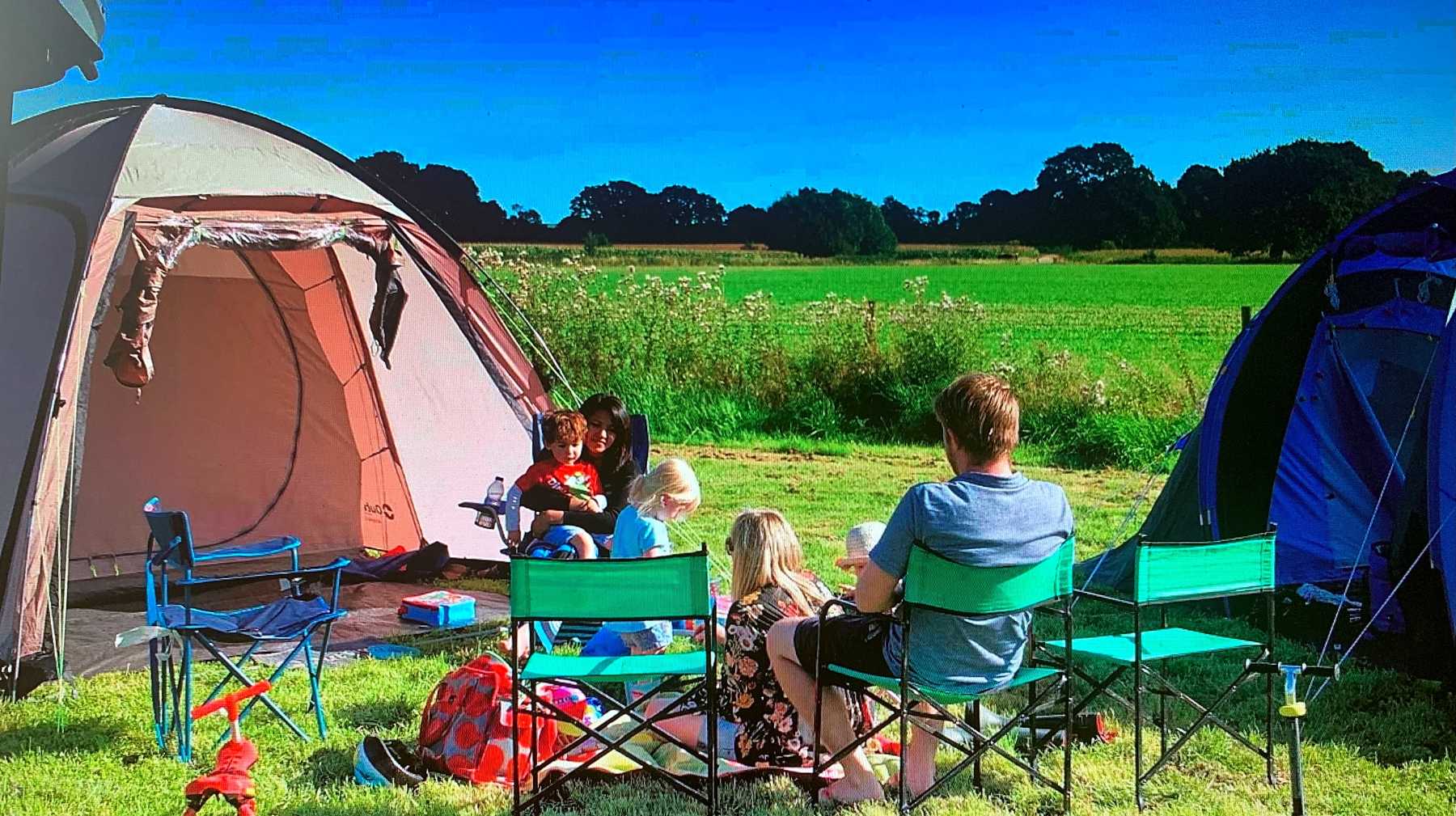 The Walled Garden Campsite Moreton Updated 2021 Prices Pitchup