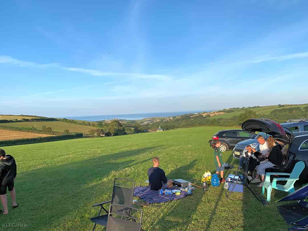 Didwell Farm Campsite: Views over the sea
