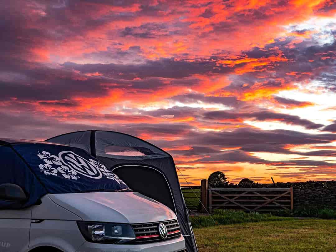 Shay Gate Farm: Awesome sunset at Shay Gate Farm
