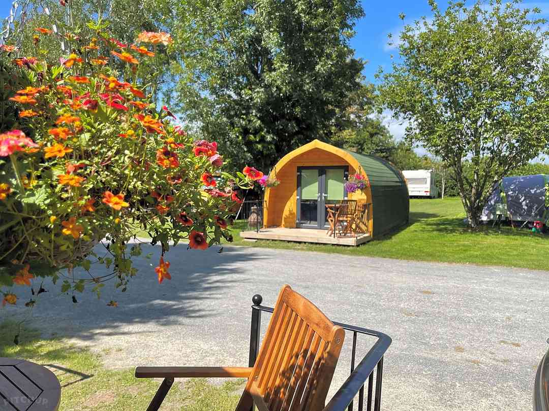 Pub Campsites from £5 Pitchup