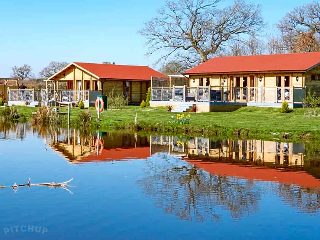 Gadlas Park Holiday Cabins: Lodges by the lake