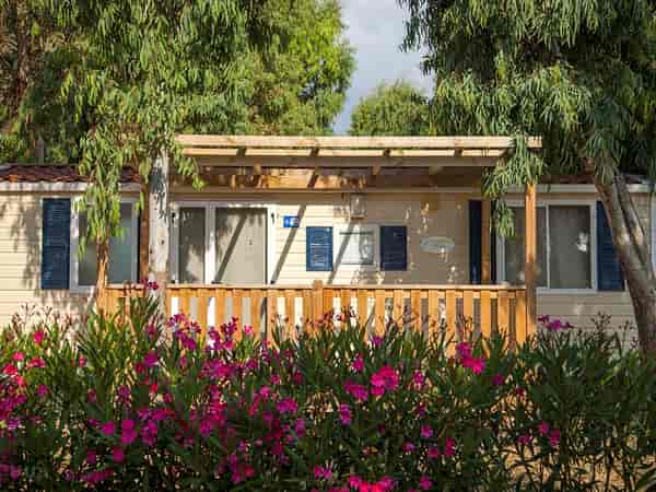 2 bedroom static caravan (4 adults 1 child, superior)