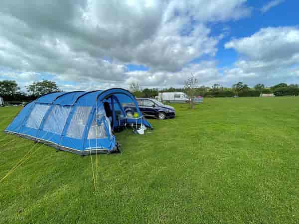 Non-electric grass pitch