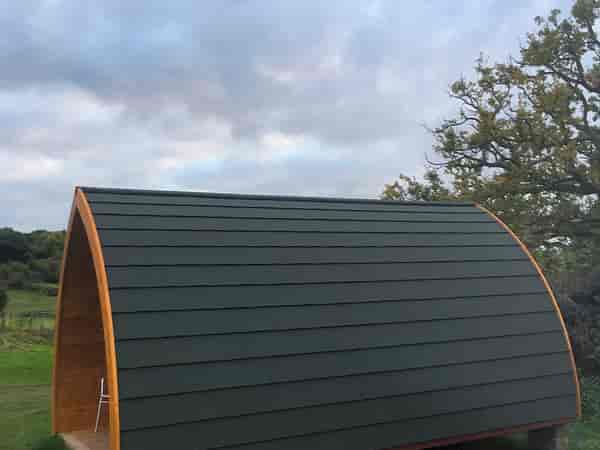 Pod prêt-à-camper (animaux acceptés, 4 personnes)