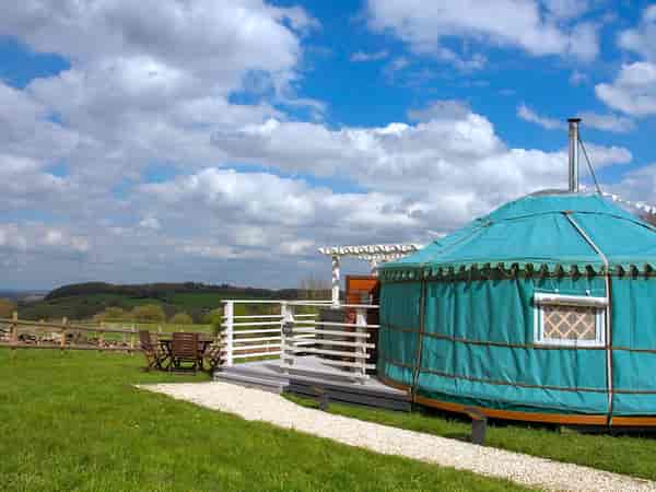 Horse Chestnut yurt (hot tub)