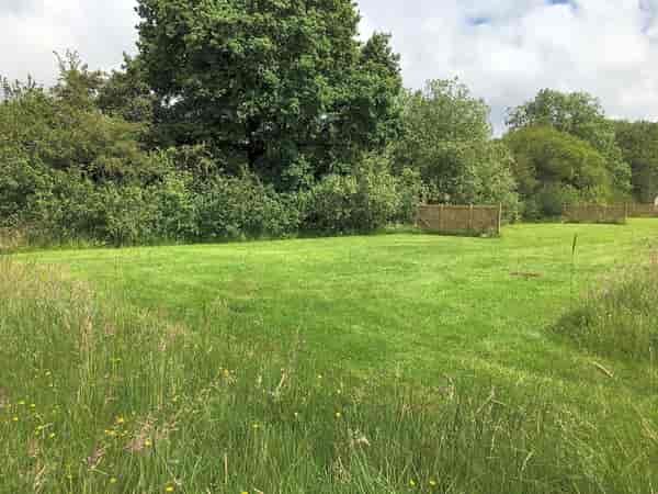 Non-electric grass pitch (adults only, no pets)