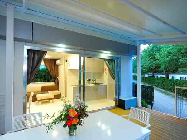 Mobil-home 2 chambres (de luxe)