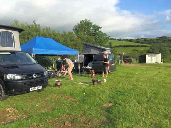 Non-electric grass touring pitch