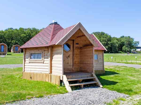 Camping chata (2 dorosłych i 2 dzieci)