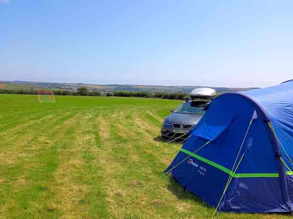 Non-electric grass tent or trailer tent pitch