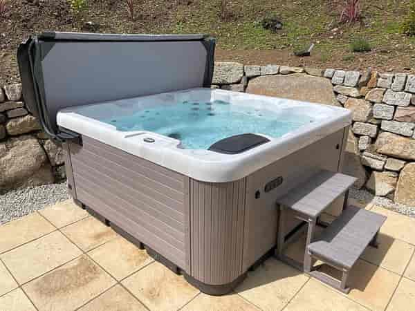 The Snuggery vakantiehuisje (alleen voor koppels, hot tub)