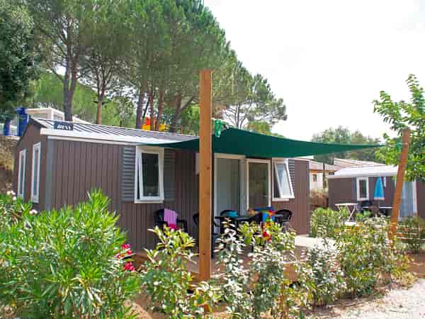 2 bedroom static caravan (sheltered balcony, six person)