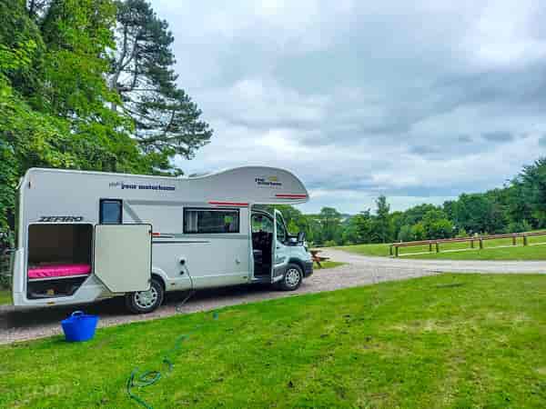 Fully-serviced gravel touring pitch
