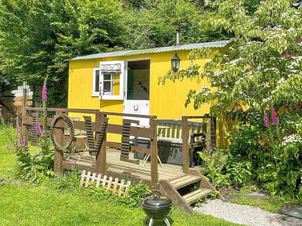 The Hideaway shepherd's hut