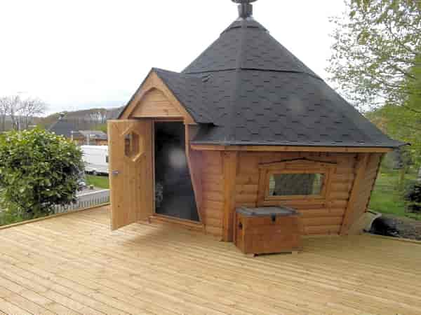 BBQ cabin (six person)